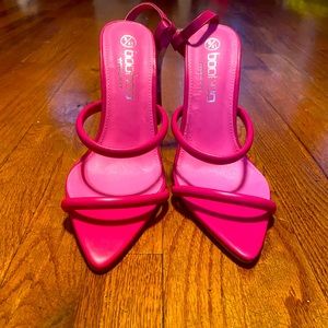 Pink wide width triple strap pointed toe heels